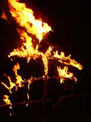 2004_0501_221646AA